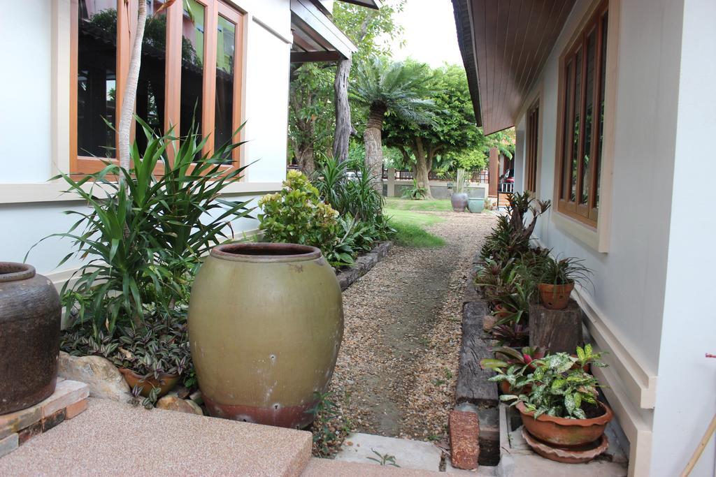 Tree Home Plus Nakhon Si Thammarat Exterior foto