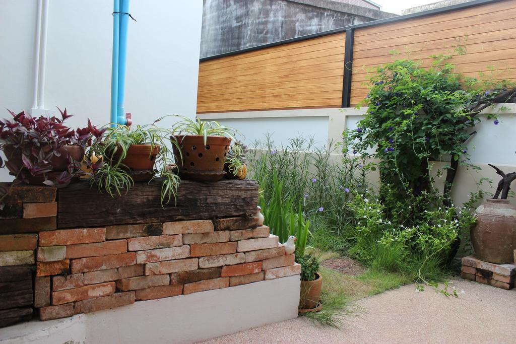 Tree Home Plus Nakhon Si Thammarat Exterior foto